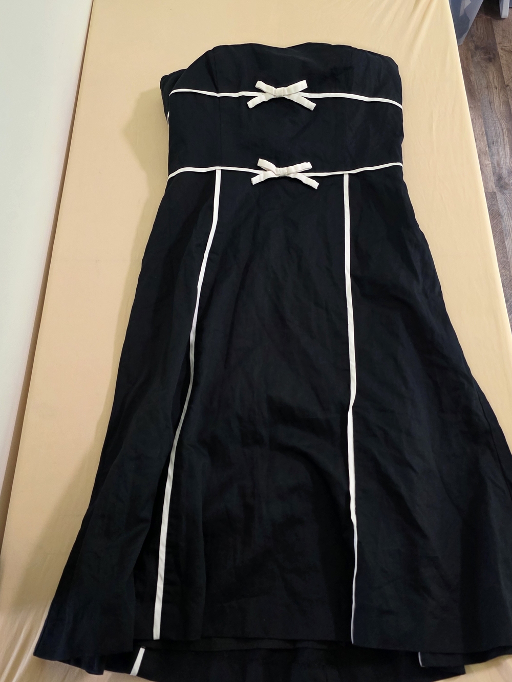 classic vintage Ann Taylor strapless dress